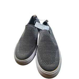 The Childrens Place Kids Slip-On Mesh Sneakers